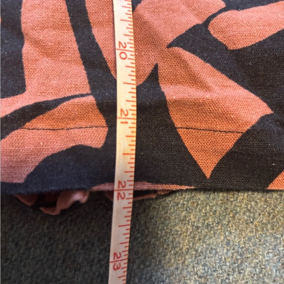 Linen Abstract Patterned Boxy Cropped Button-Up - Picture 5 of 7